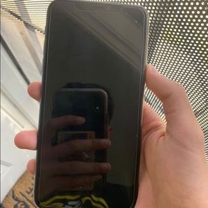 iPhone 11 Pro Max grey